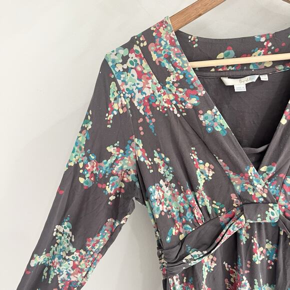 Boden Jersey V Neck Dress in Cocoa with Bright Floral Design US 10R 65038 - Picture 3 of 4